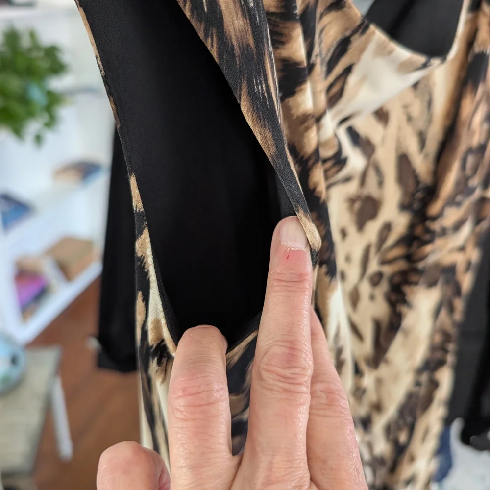 Leopard Print Sleeveless Dress - Picture 6 of 9